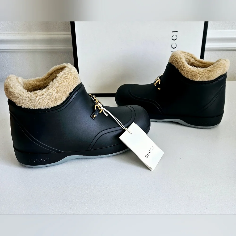 New With Tags Gucci Horsebit Black Rubber & Shearling Ankle Boots - Size EU 37